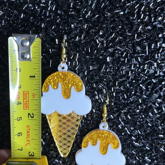 One Scoop Vanilla Cone Dangle Earring - Picture 8 of 12